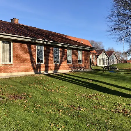 Ξενοδοχείο Koncepthotel 4*